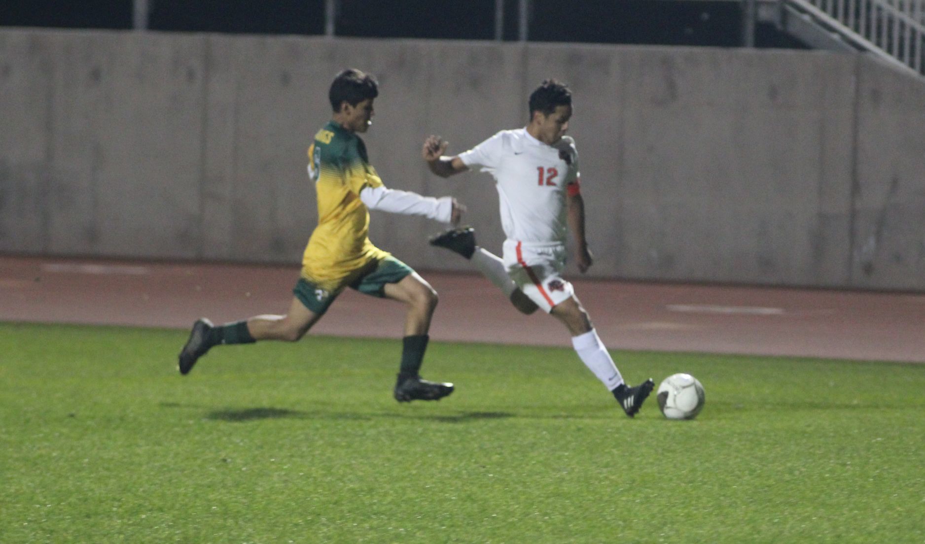 Selma tops Kingsburg